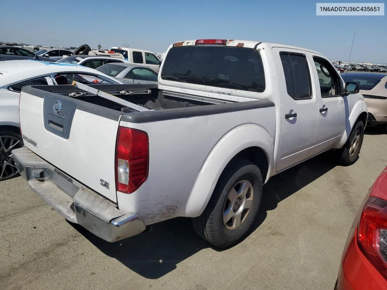 1N6AD07U36C435651 2006 Nissan Frontier Crew Cab Le