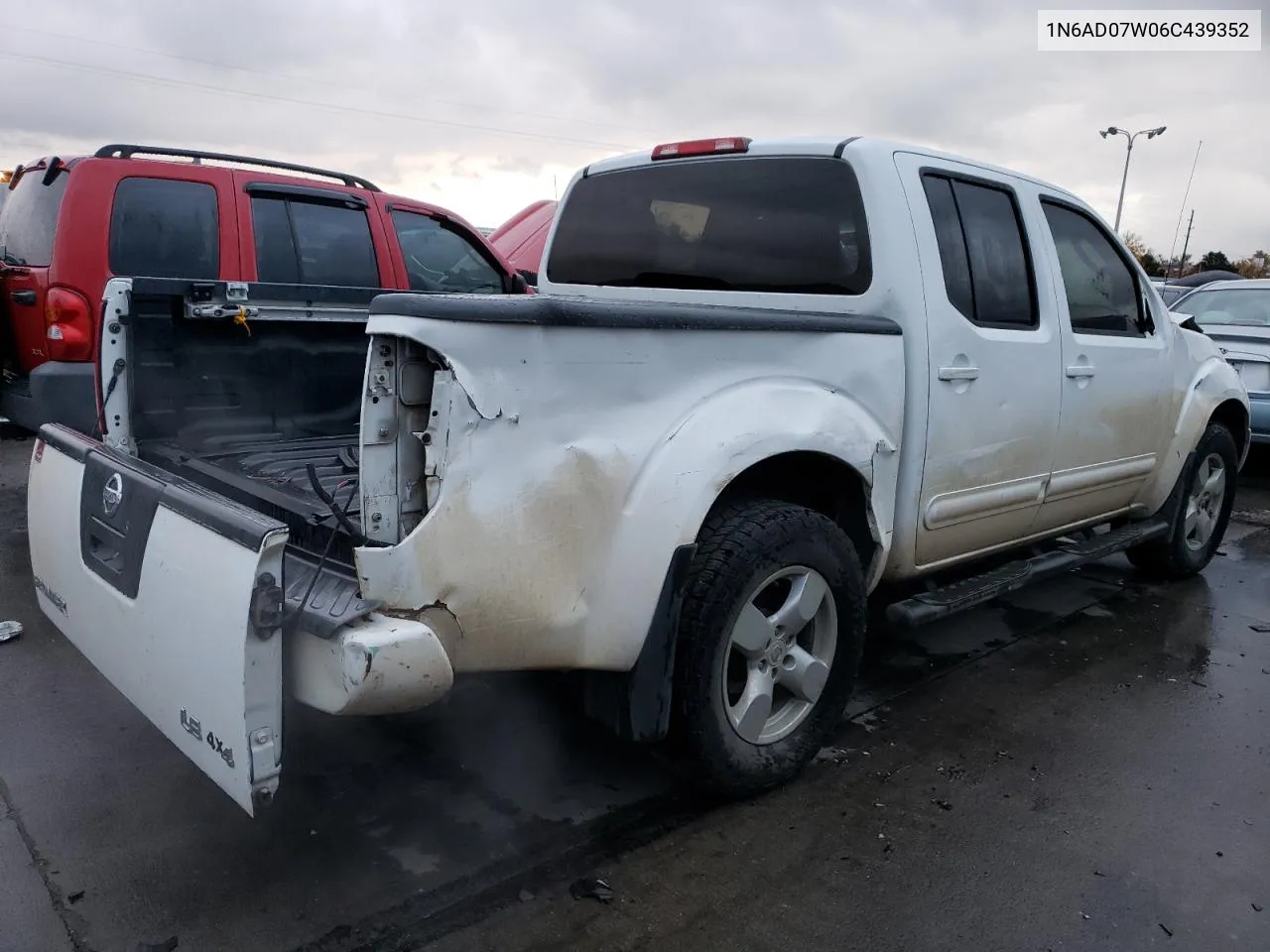 2006 Nissan Frontier Crew Cab Le VIN: 1N6AD07W06C439352 Lot: 77988834