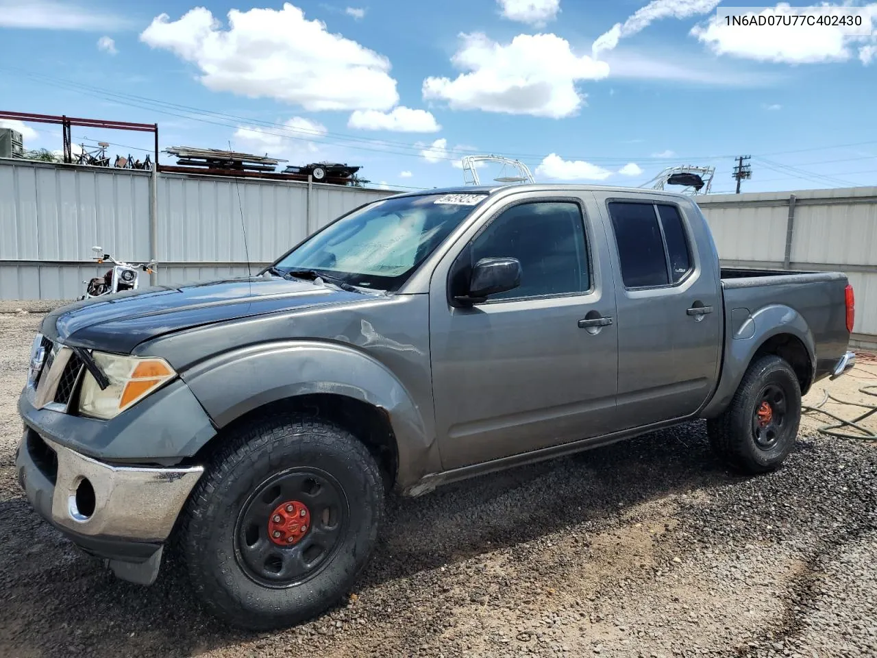 2007 Nissan Frontier Crew Cab Le VIN: 1N6AD07U77C402430 Lot: 72452464