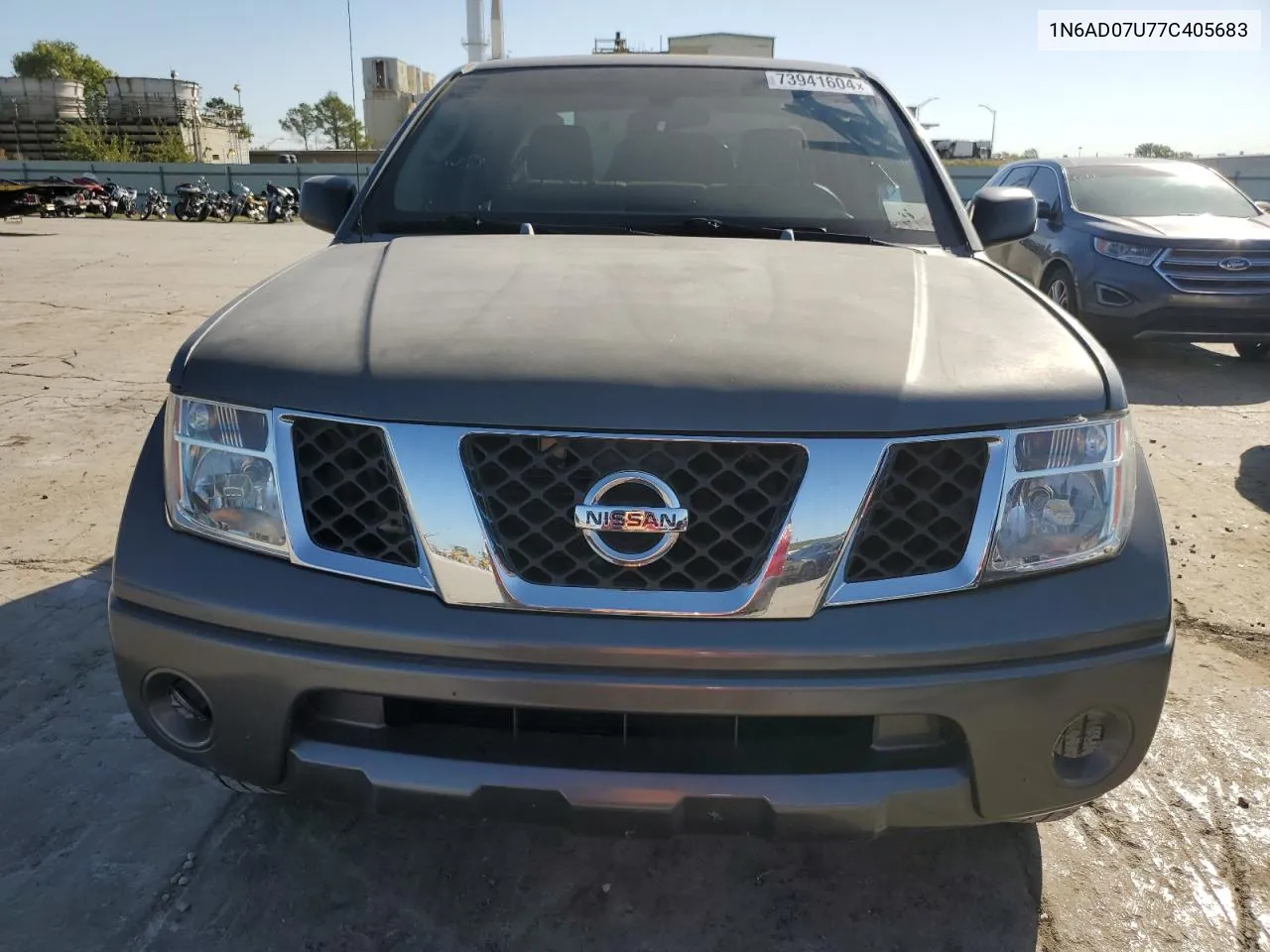 2007 Nissan Frontier Crew Cab Le VIN: 1N6AD07U77C405683 Lot: 73941604