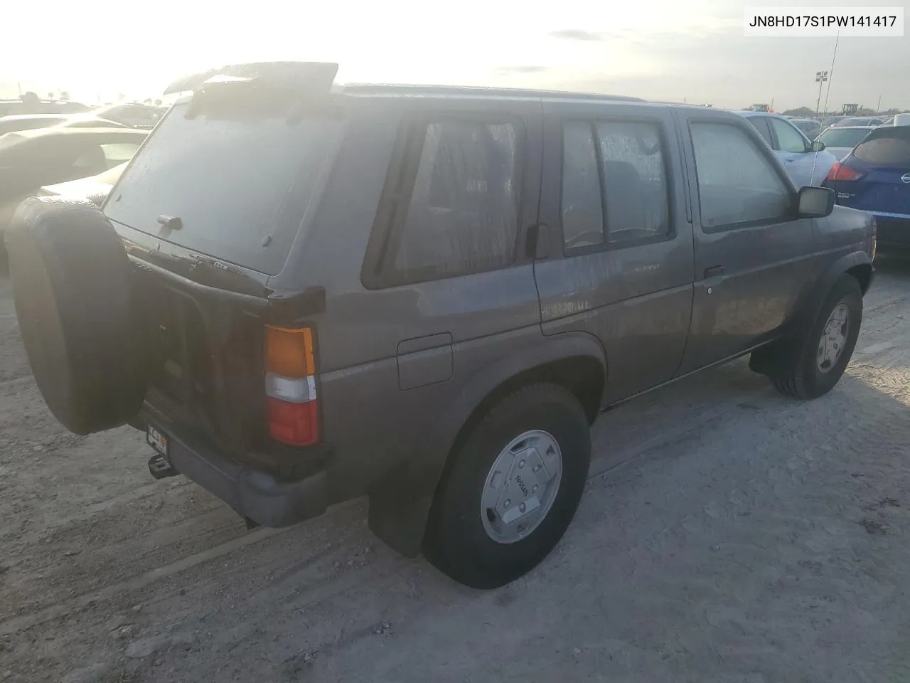 1993 Nissan Pathfinder Xe VIN: JN8HD17S1PW141417 Lot: 76170254