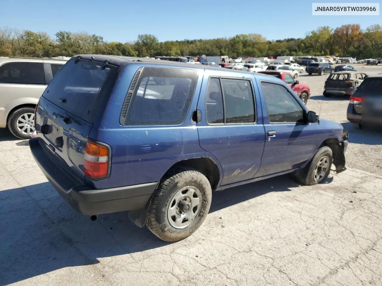 1996 Nissan Pathfinder Le VIN: JN8AR05Y8TW039966 Lot: 76273784