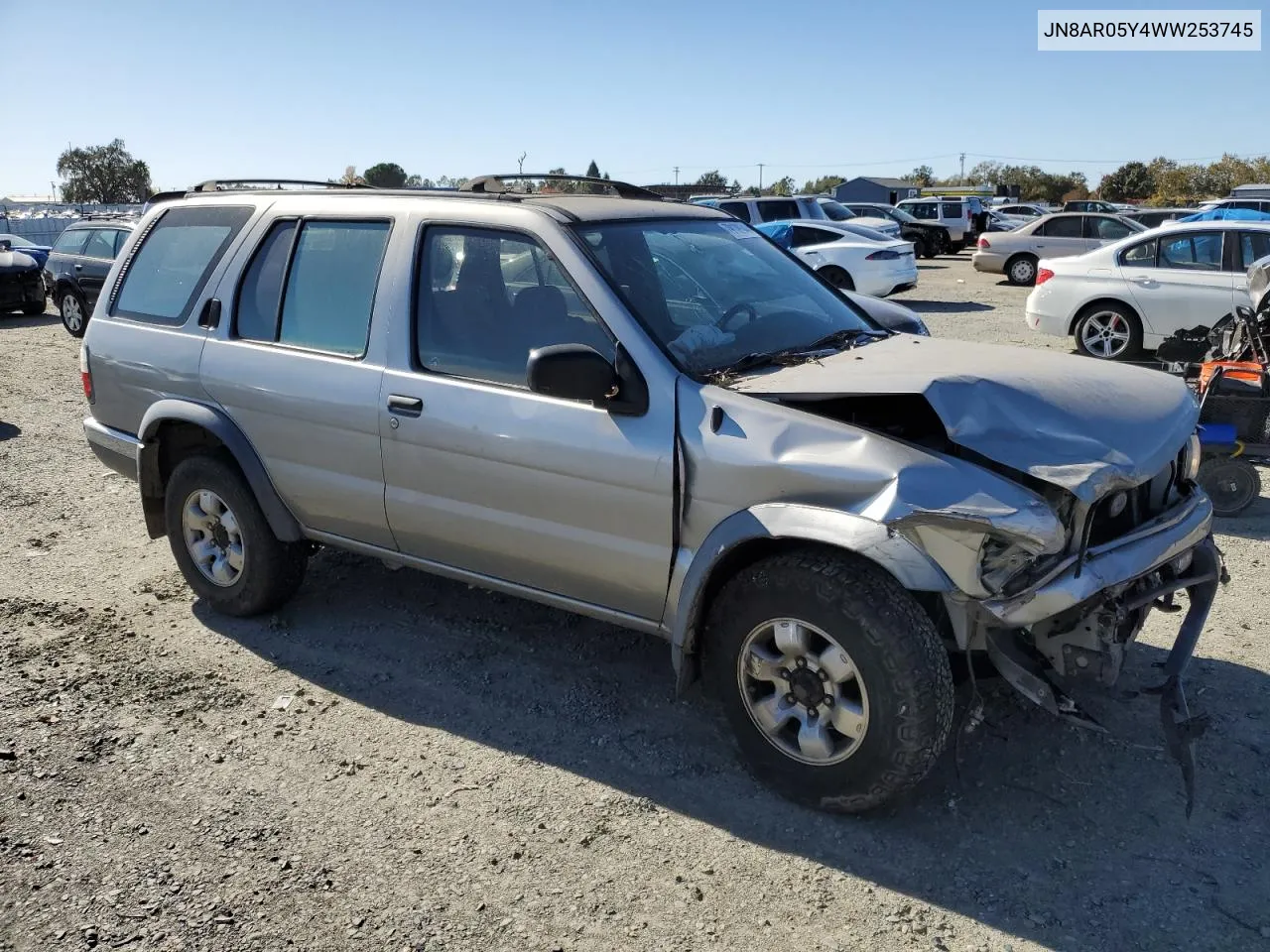 1998 Nissan Pathfinder Le VIN: JN8AR05Y4WW253745 Lot: 79138344