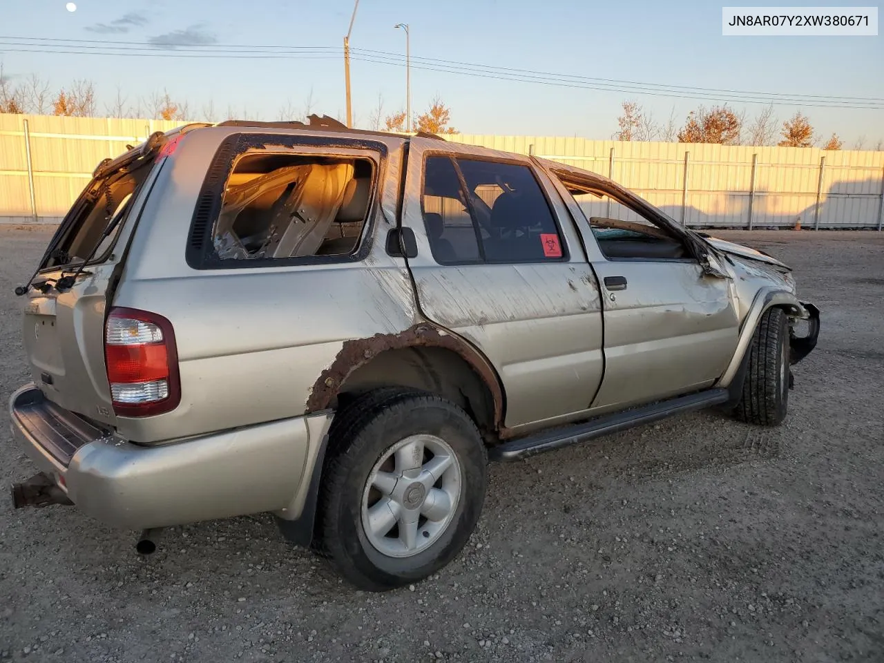 1999 Nissan Pathfinder Le VIN: JN8AR07Y2XW380671 Lot: 75745234