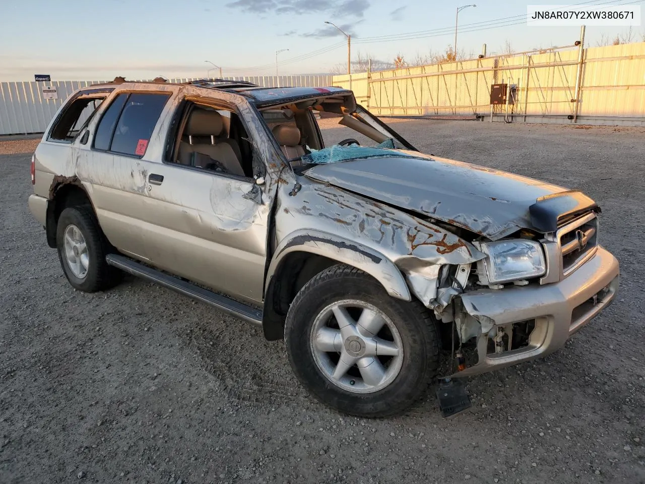 1999 Nissan Pathfinder Le VIN: JN8AR07Y2XW380671 Lot: 75745234