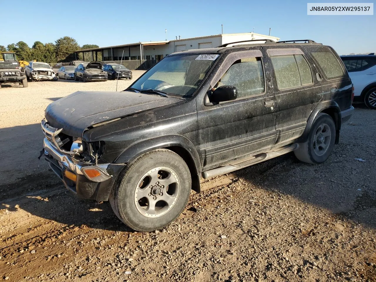 1999 Nissan Pathfinder Le VIN: JN8AR05Y2XW295137 Lot: 76260154