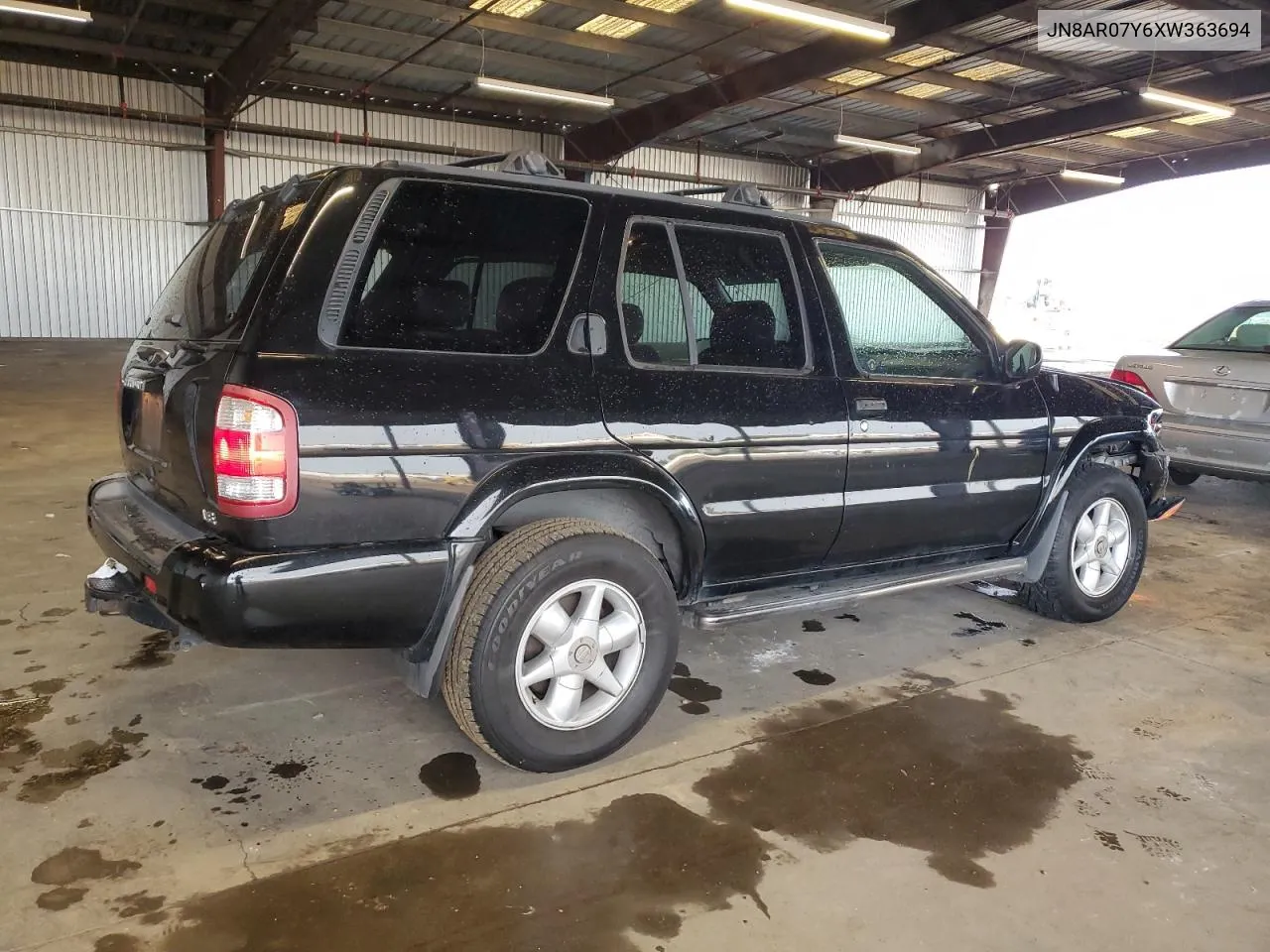 1999 Nissan Pathfinder Le VIN: JN8AR07Y6XW363694 Lot: 80999574