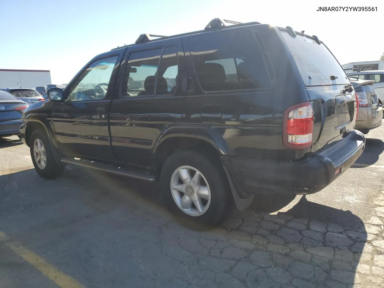 2000 Nissan Pathfinder Le VIN: JN8AR07Y2YW395561 Lot: 73256244