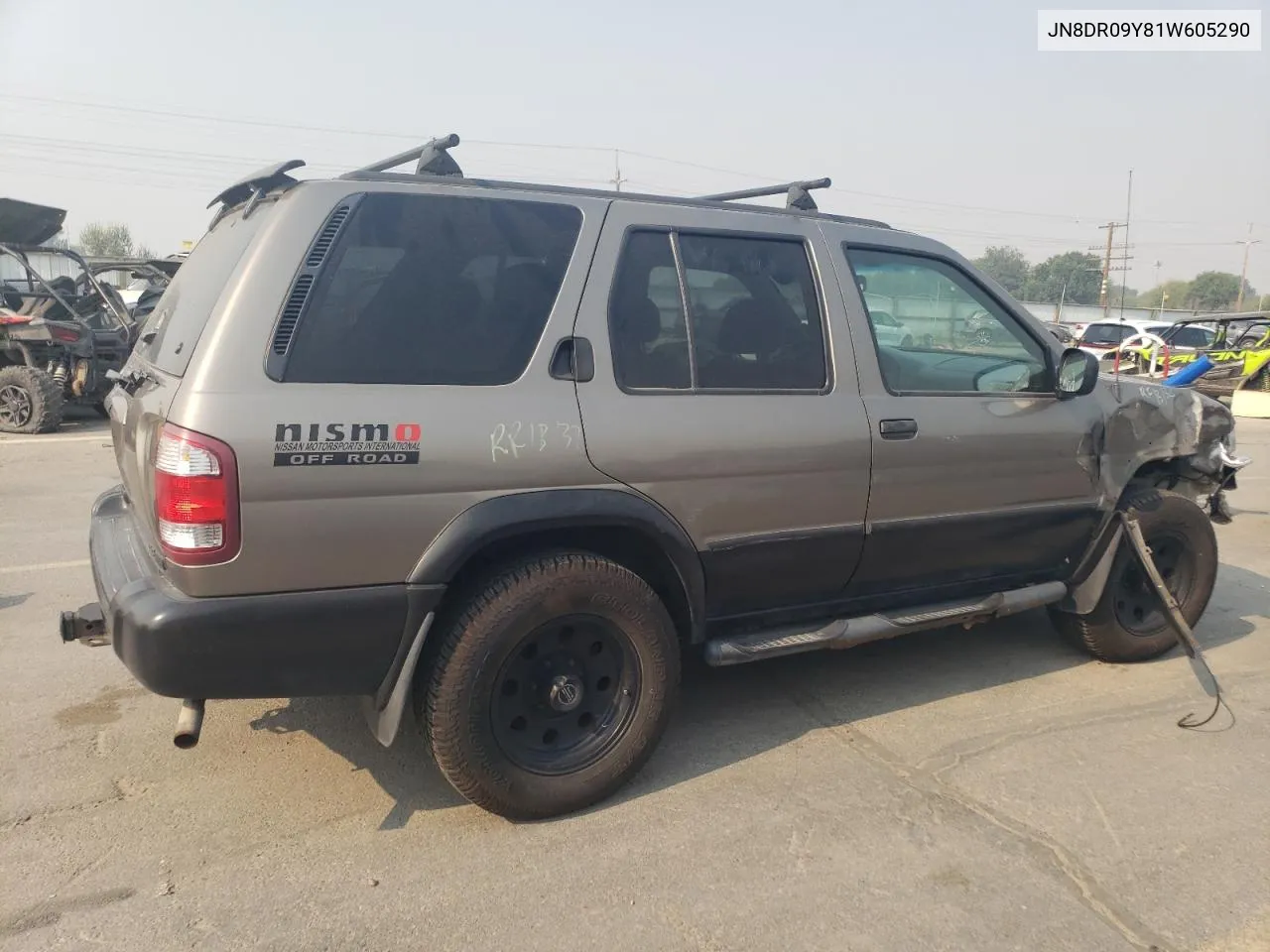 JN8DR09Y81W605290 2001 Nissan Pathfinder Le