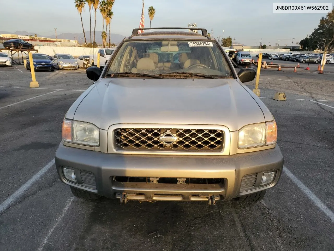 2001 Nissan Pathfinder Le VIN: JN8DR09X61W562902 Lot: 79365754