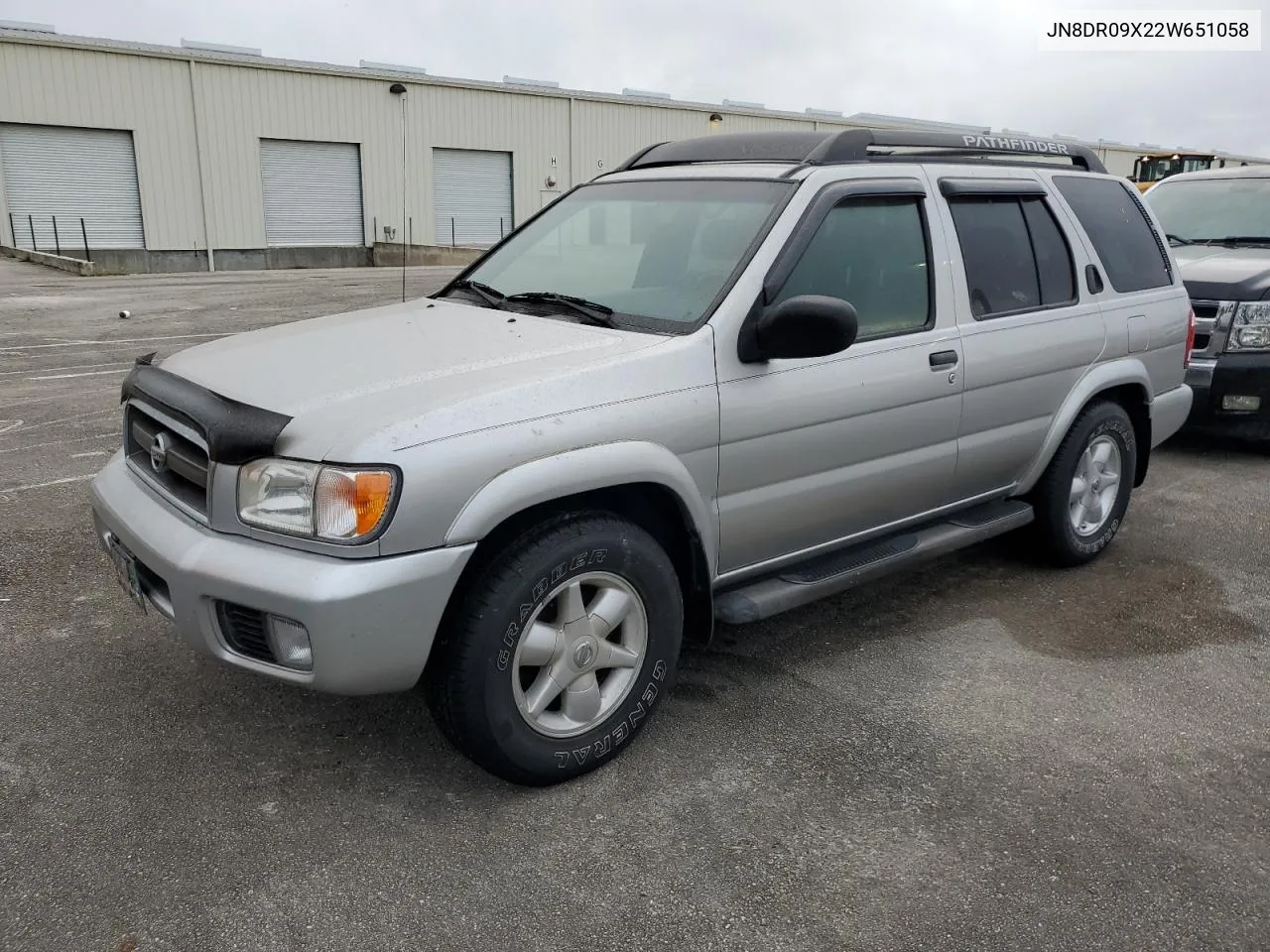 2002 Nissan Pathfinder Le VIN: JN8DR09X22W651058 Lot: 74598434