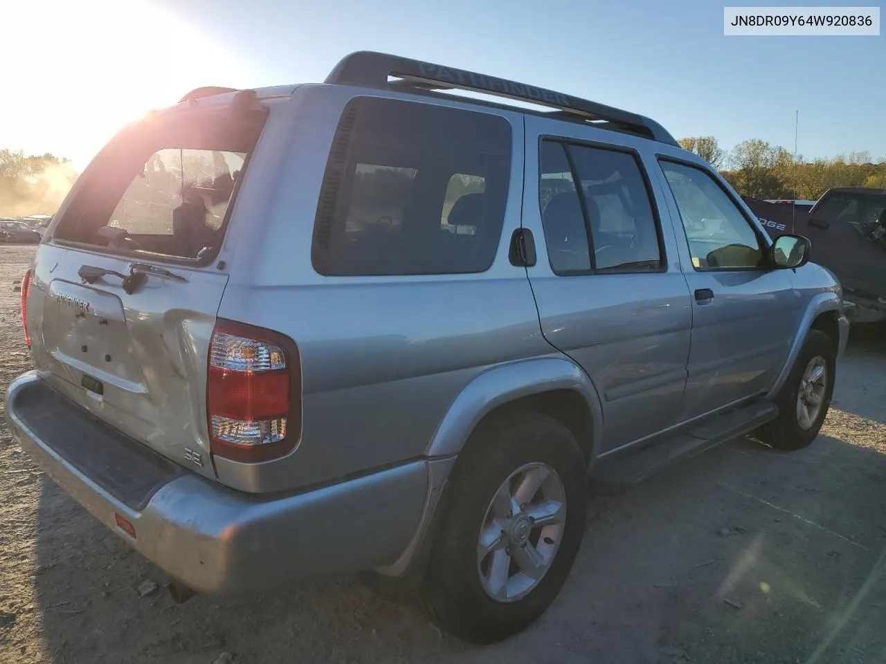 2004 Nissan Pathfinder Le VIN: JN8DR09Y64W920836 Lot: 63871782