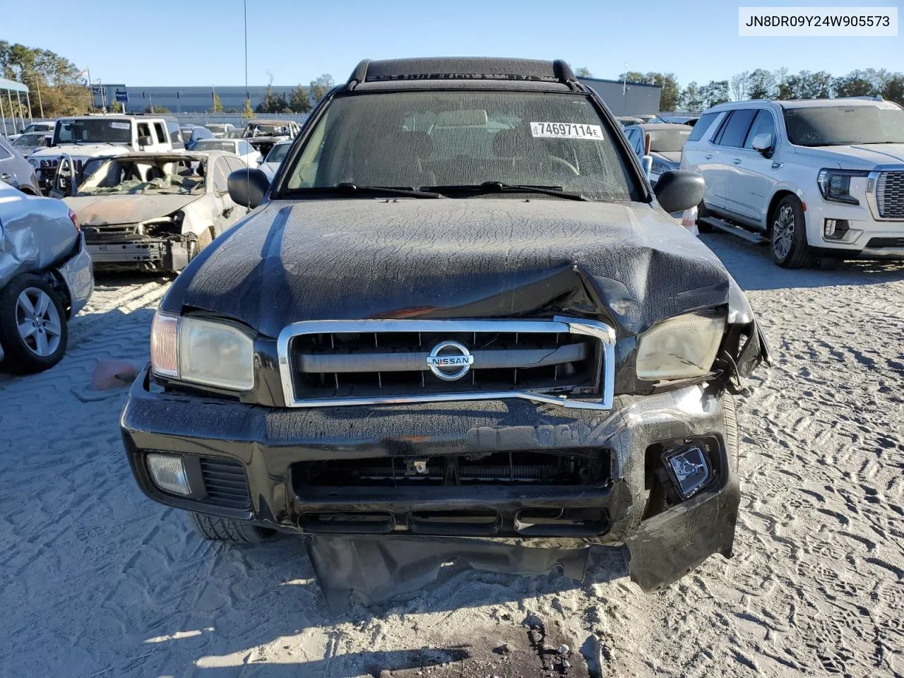 2004 Nissan Pathfinder Le VIN: JN8DR09Y24W905573 Lot: 74697114