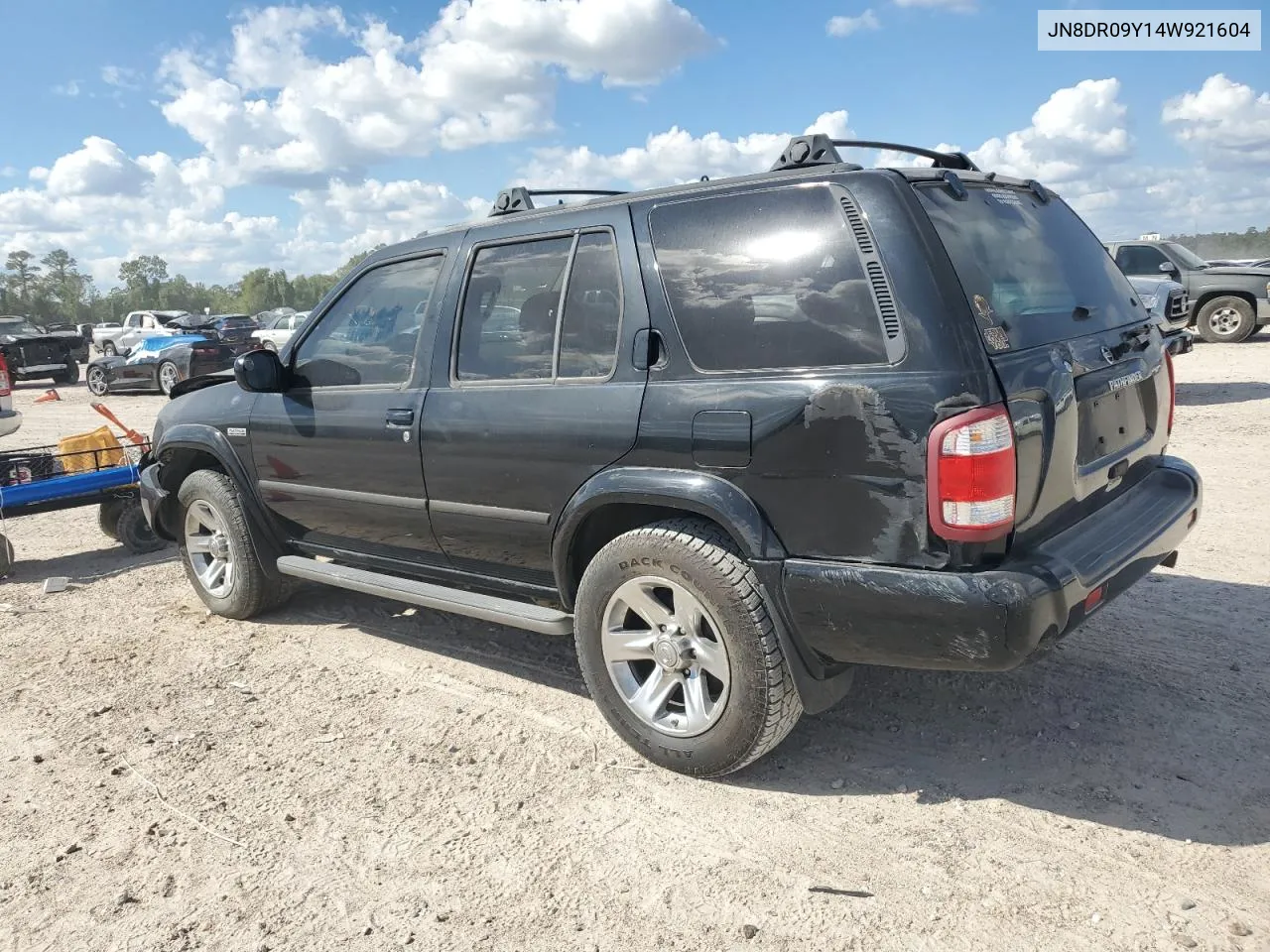 2004 Nissan Pathfinder Le VIN: JN8DR09Y14W921604 Lot: 74800594