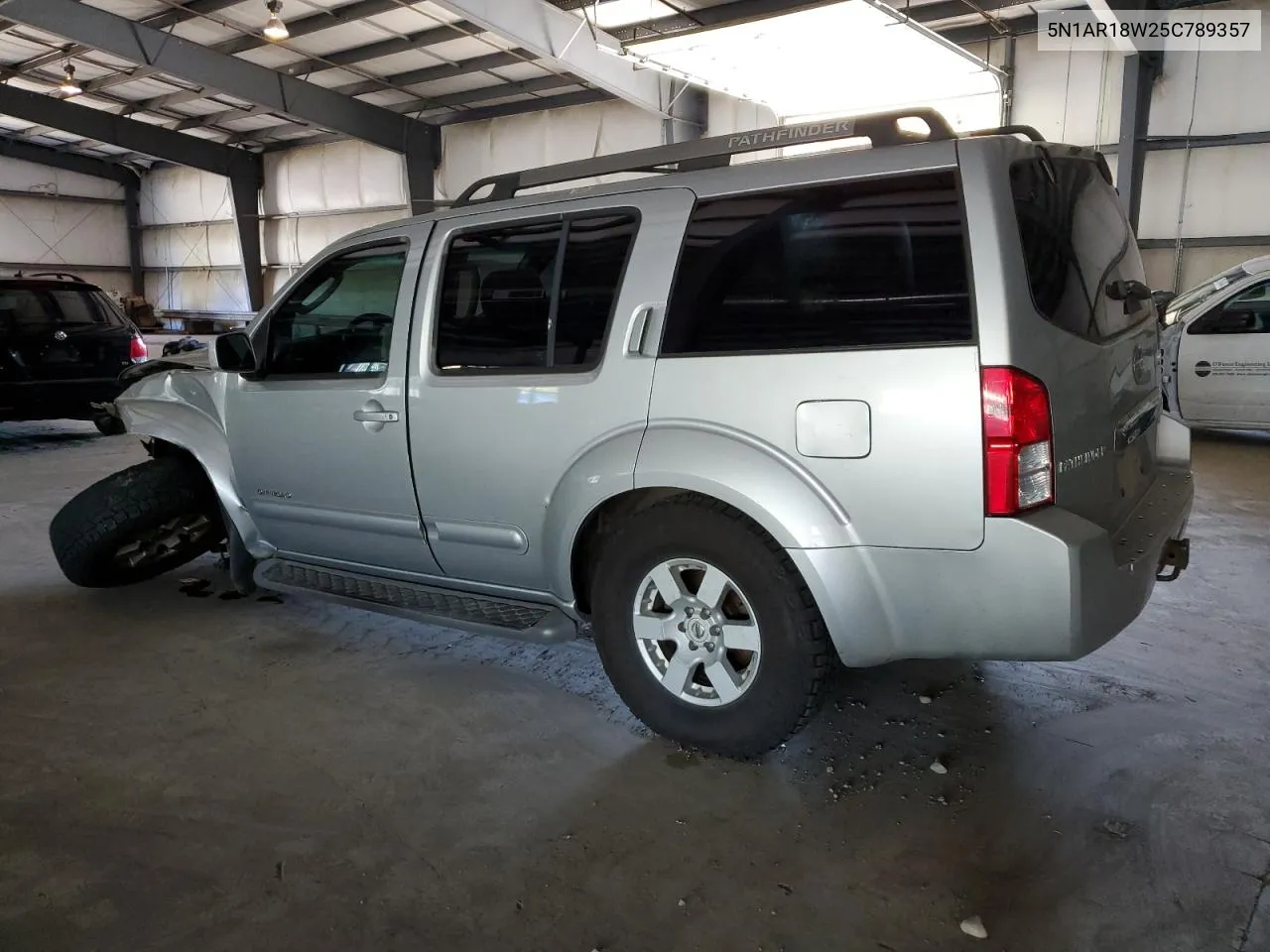 2005 Nissan Pathfinder Le VIN: 5N1AR18W25C789357 Lot: 73711114