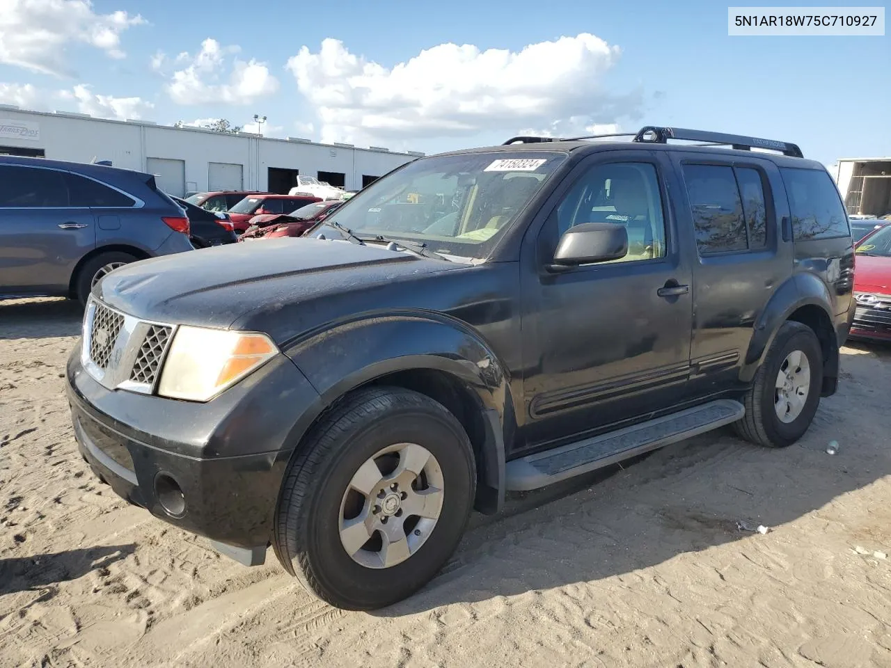 2005 Nissan Pathfinder Le VIN: 5N1AR18W75C710927 Lot: 74150324