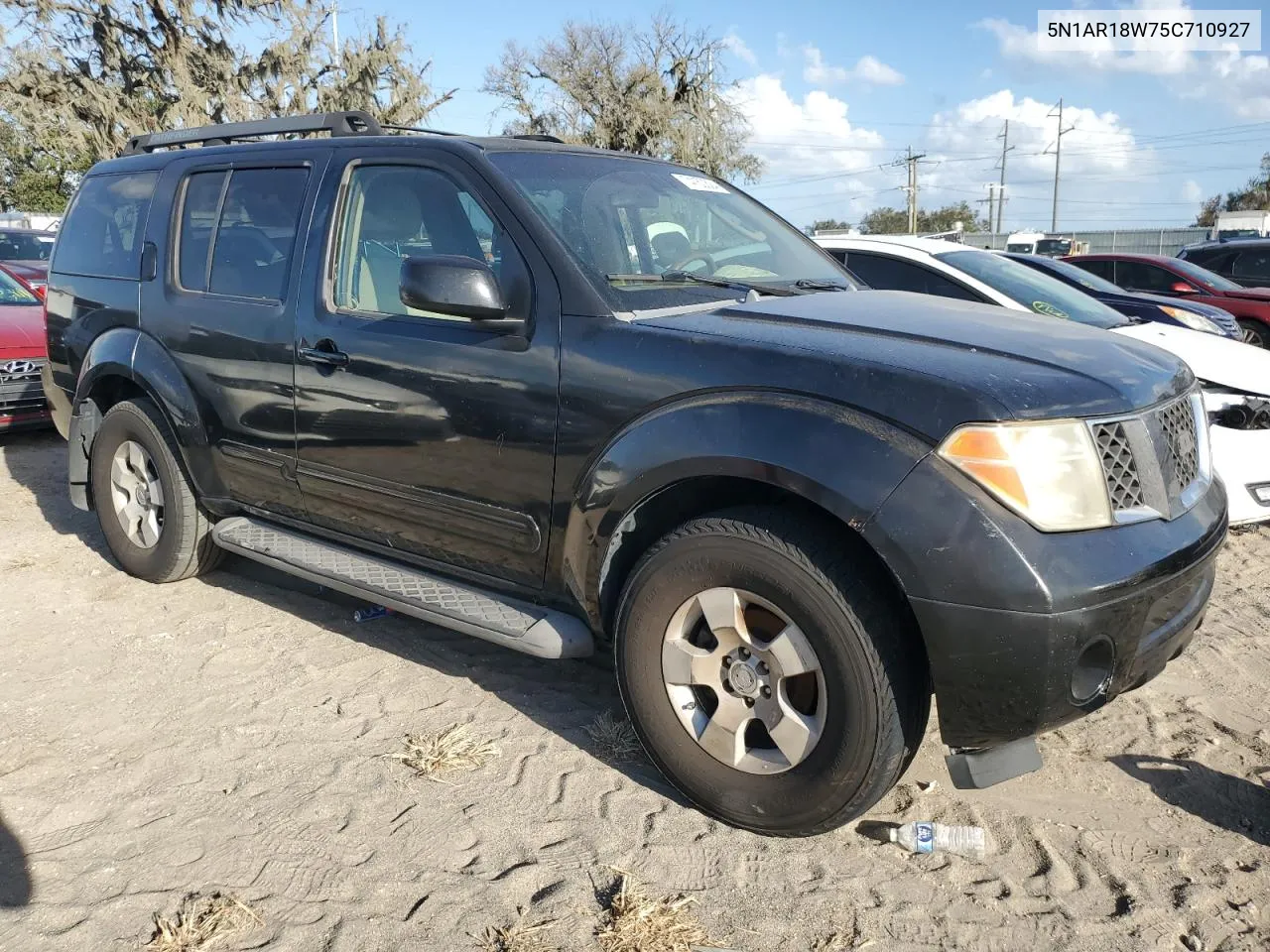 2005 Nissan Pathfinder Le VIN: 5N1AR18W75C710927 Lot: 74150324