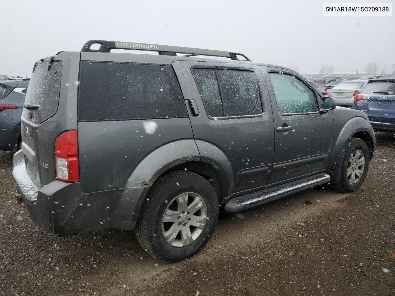 2005 Nissan Pathfinder Le VIN: 5N1AR18W15C709188 Lot: 74583154