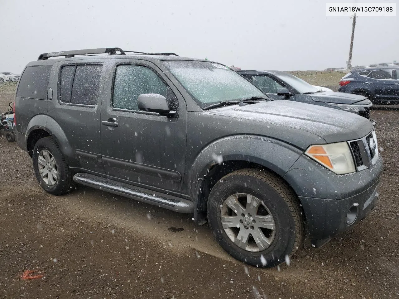 2005 Nissan Pathfinder Le VIN: 5N1AR18W15C709188 Lot: 74583154