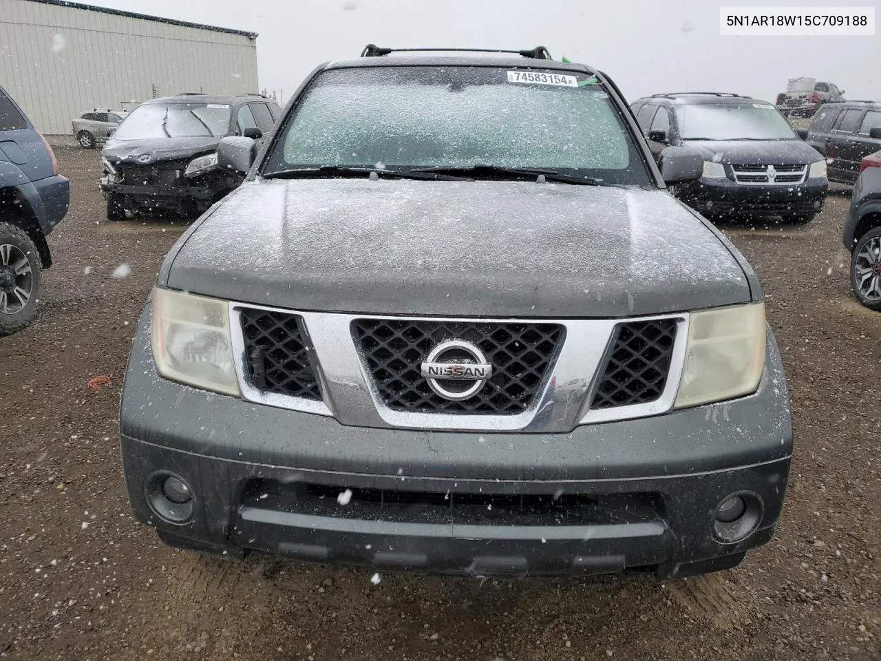 2005 Nissan Pathfinder Le VIN: 5N1AR18W15C709188 Lot: 74583154