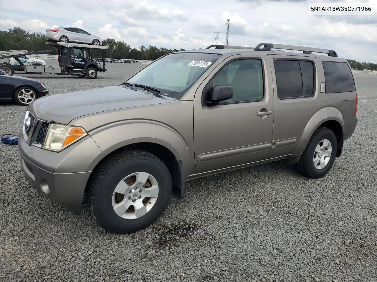 2005 Nissan Pathfinder Le VIN: 5N1AR18W35C771966 Lot: 76063184