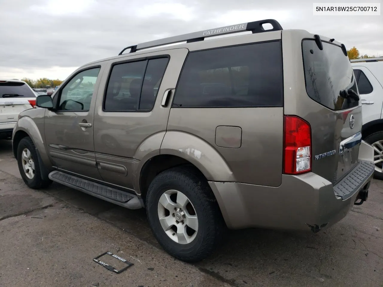 2005 Nissan Pathfinder Le VIN: 5N1AR18W25C700712 Lot: 76819284