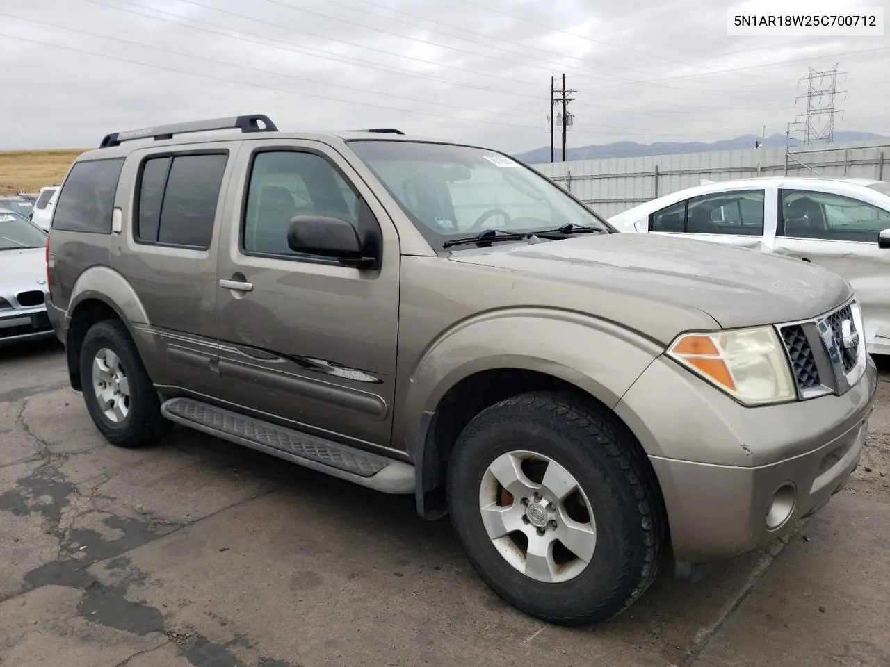 2005 Nissan Pathfinder Le VIN: 5N1AR18W25C700712 Lot: 76819284