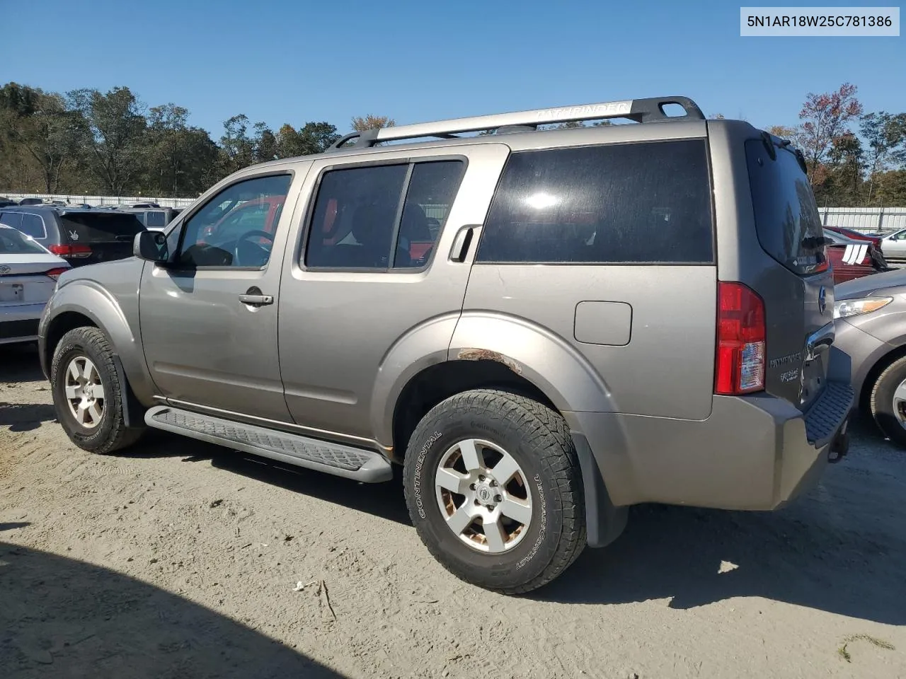 2005 Nissan Pathfinder Le VIN: 5N1AR18W25C781386 Lot: 77046834