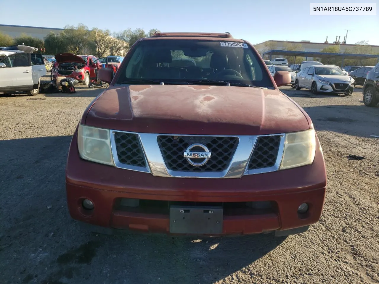 2005 Nissan Pathfinder Le VIN: 5N1AR18U45C737789 Lot: 77500824