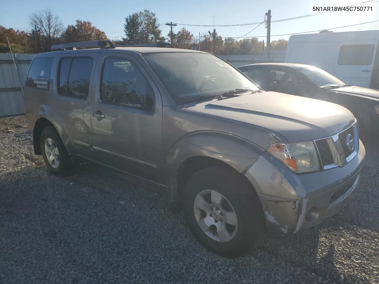 2005 Nissan Pathfinder Le VIN: 5N1AR18W45C750771 Lot: 77660844