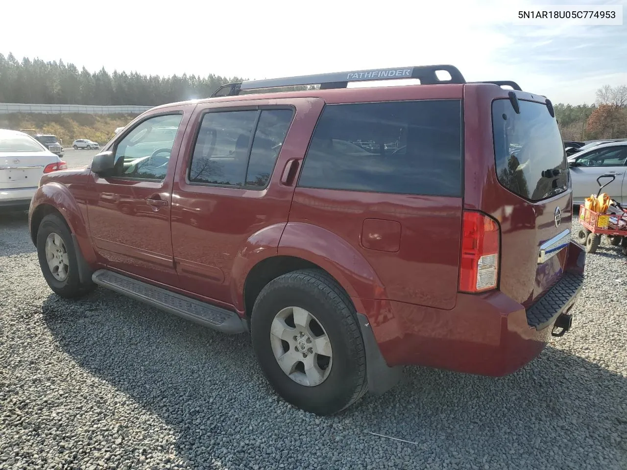 2005 Nissan Pathfinder Le VIN: 5N1AR18U05C774953 Lot: 80182054