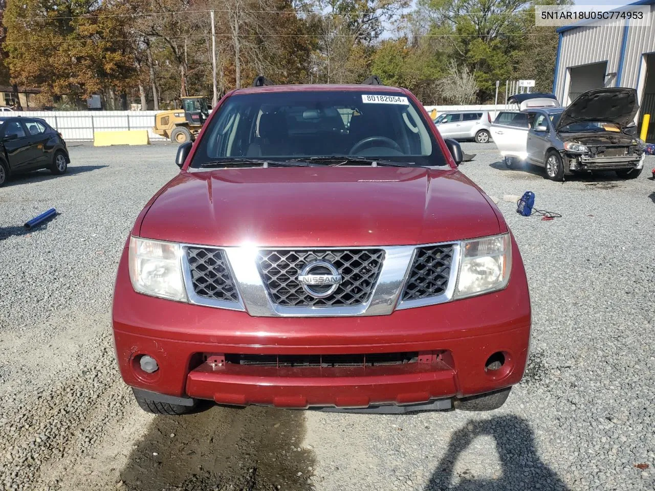 2005 Nissan Pathfinder Le VIN: 5N1AR18U05C774953 Lot: 80182054