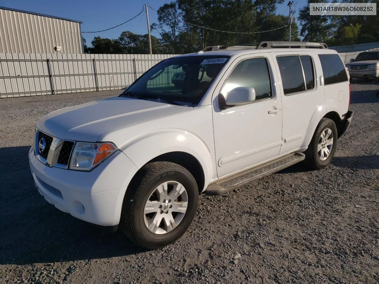 5N1AR18W36C608252 2006 Nissan Pathfinder Le