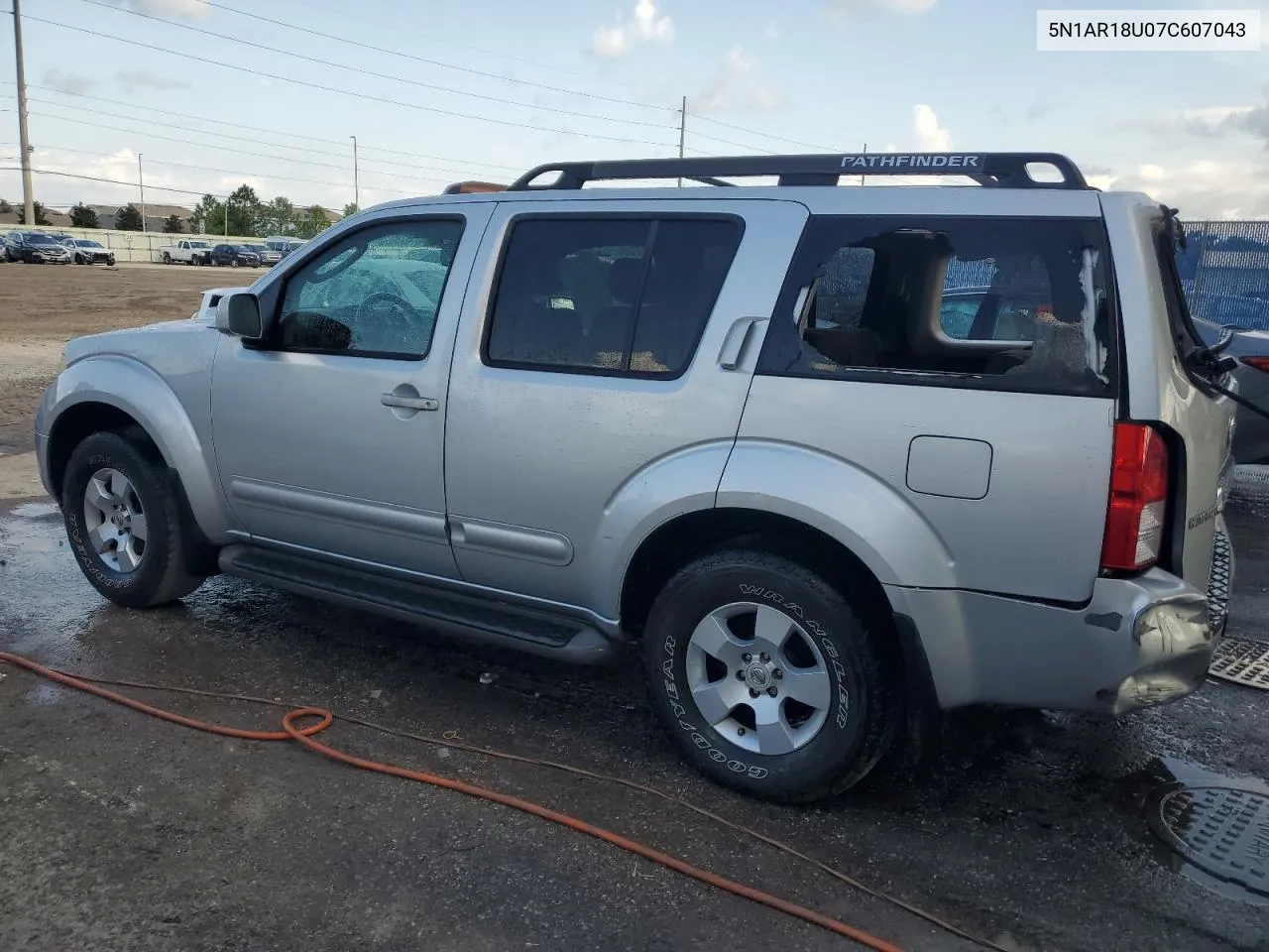 2007 Nissan Pathfinder Le VIN: 5N1AR18U07C607043 Lot: 67702624