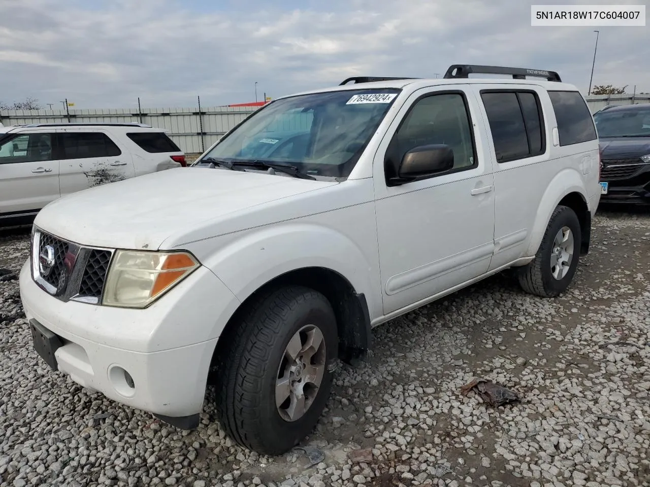 2007 Nissan Pathfinder Le VIN: 5N1AR18W17C604007 Lot: 76942924