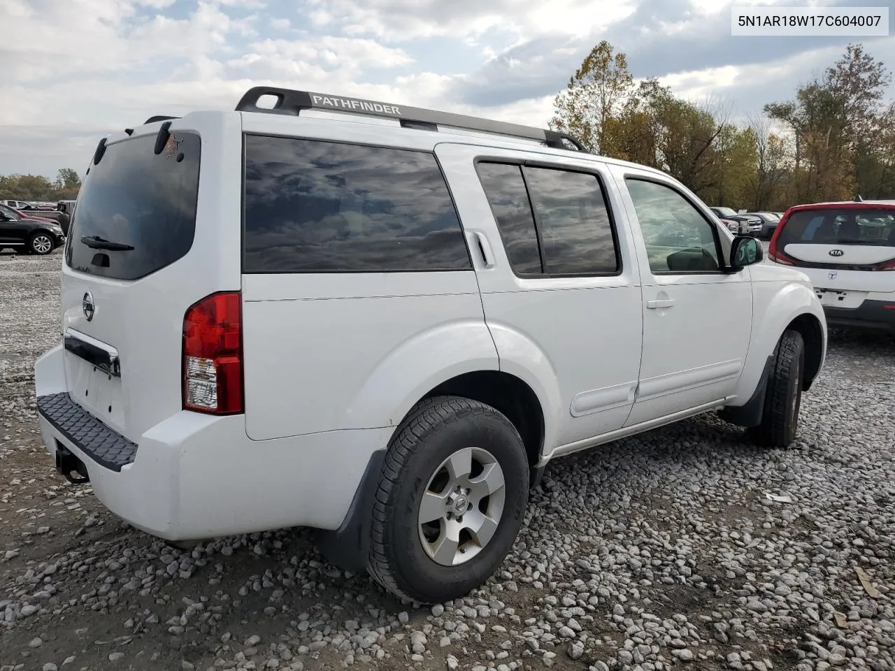 5N1AR18W17C604007 2007 Nissan Pathfinder Le