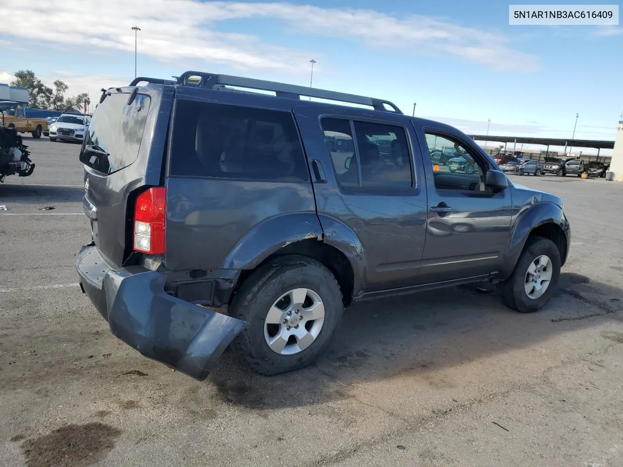 2010 Nissan Pathfinder S VIN: 5N1AR1NB3AC616409 Lot: 70007994