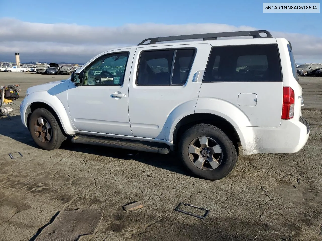 2010 Nissan Pathfinder S VIN: 5N1AR1NN8AC618604 Lot: 72416854