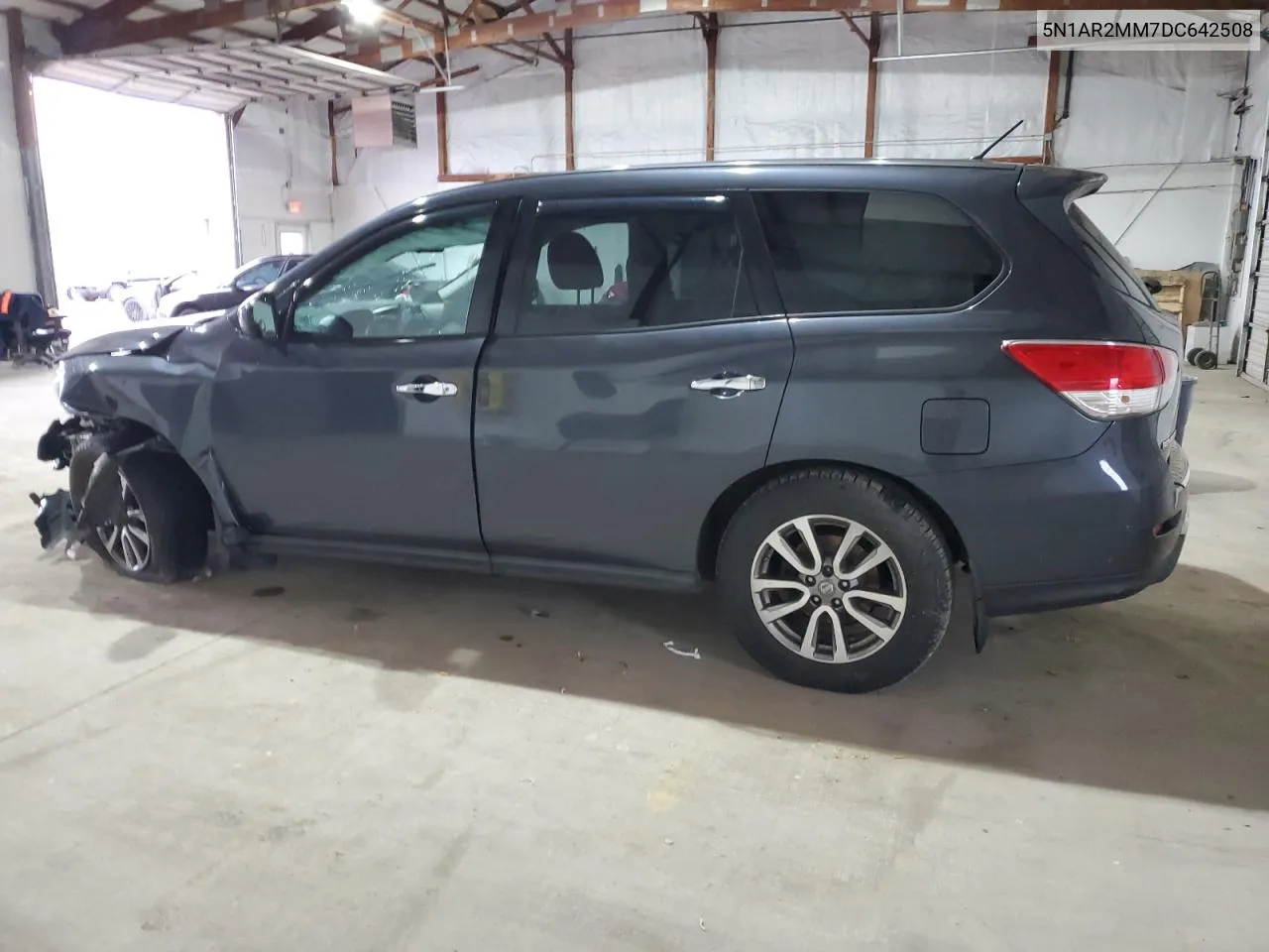 2013 Nissan Pathfinder S VIN: 5N1AR2MM7DC642508 Lot: 38311174