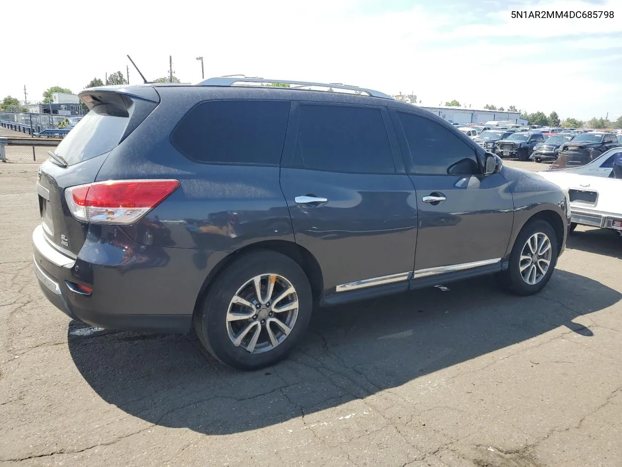 2013 Nissan Pathfinder S VIN: 5N1AR2MM4DC685798 Lot: 57348534