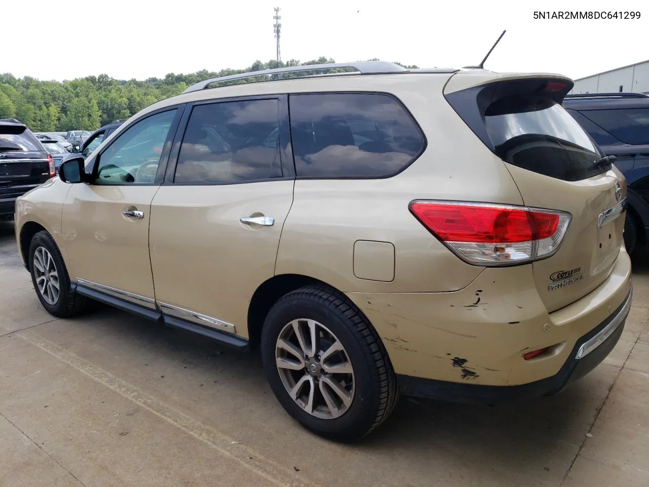 2013 Nissan Pathfinder S VIN: 5N1AR2MM8DC641299 Lot: 64569204