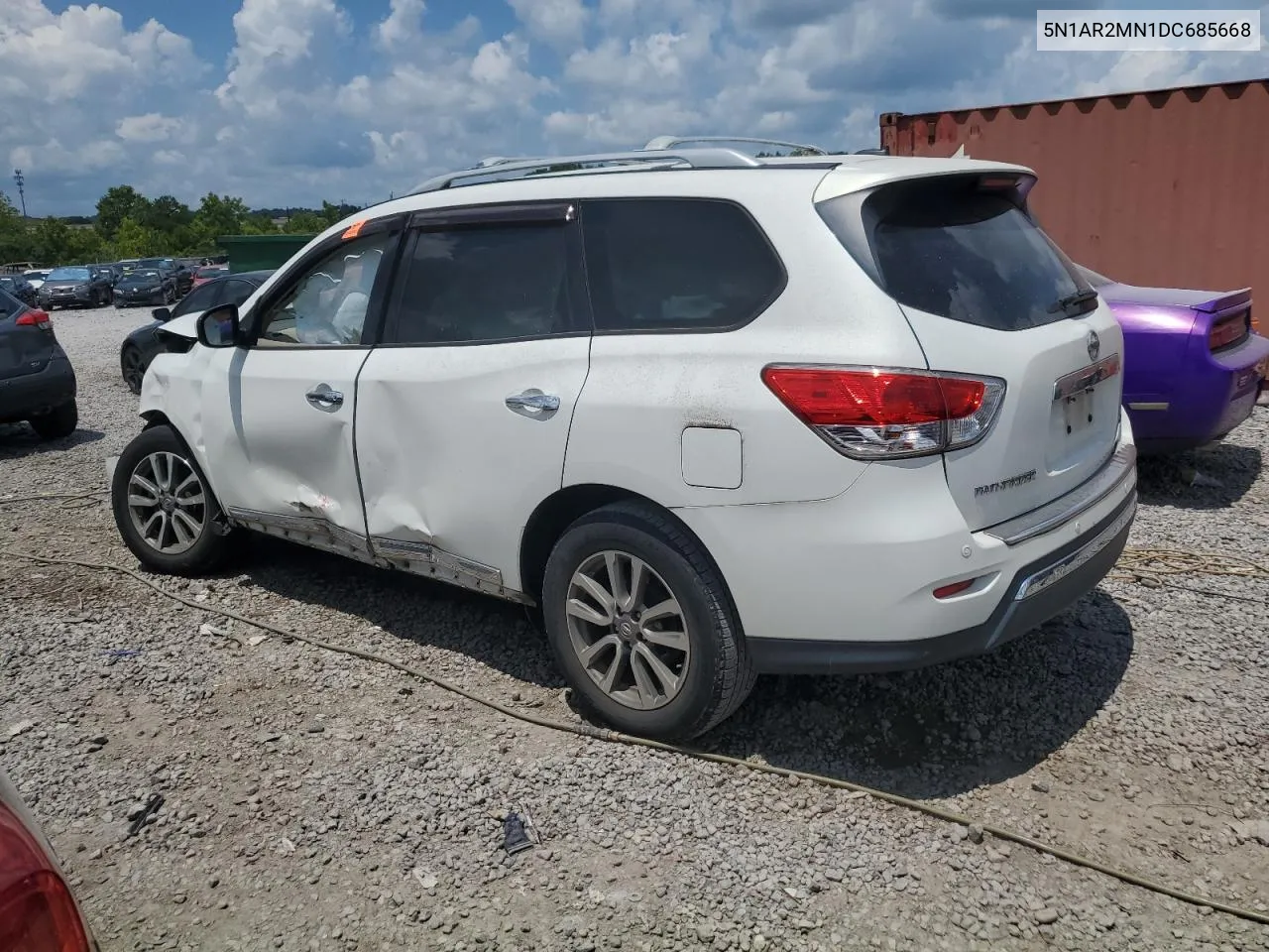 2013 Nissan Pathfinder S VIN: 5N1AR2MN1DC685668 Lot: 65438734