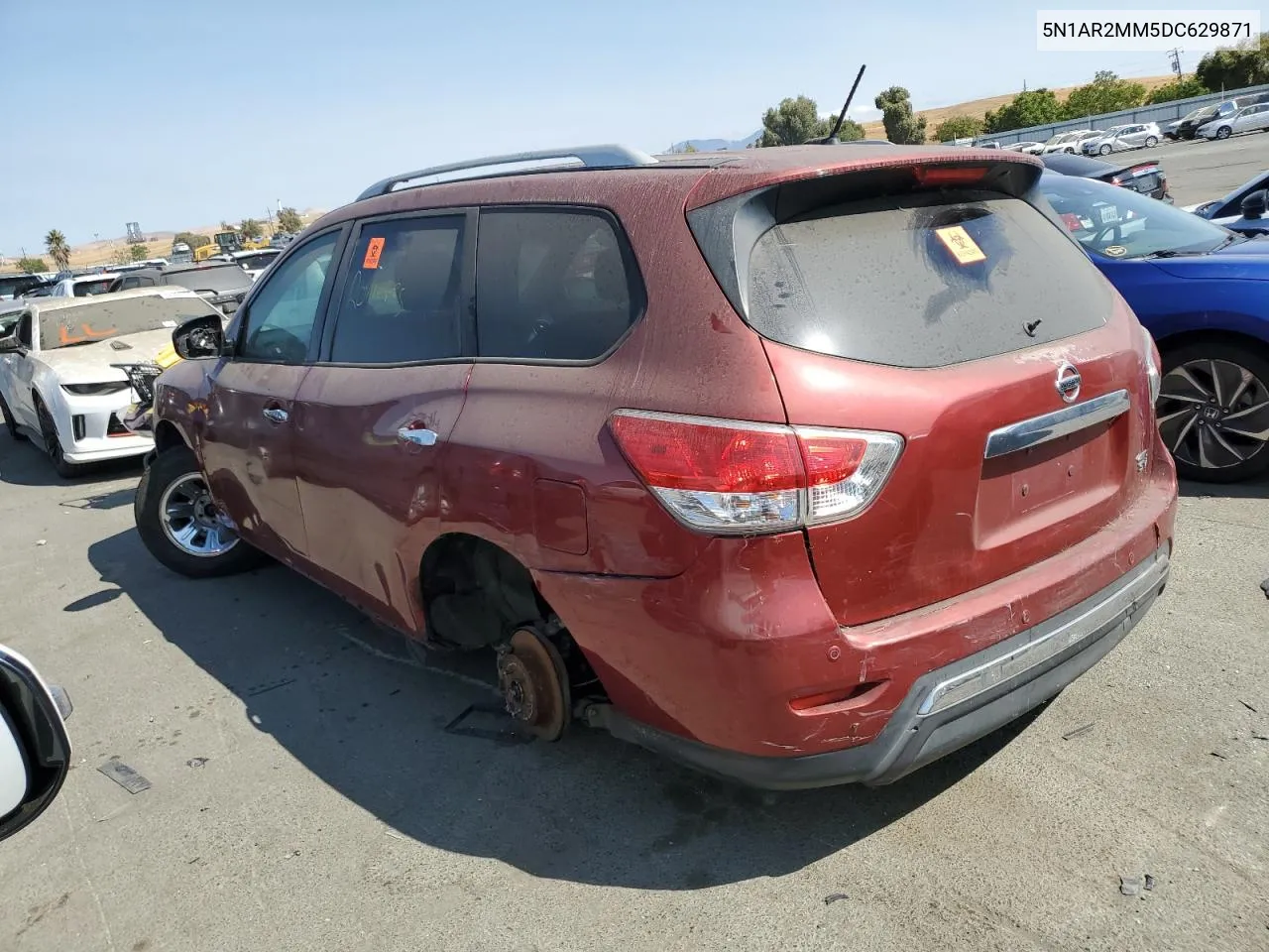 2013 Nissan Pathfinder S VIN: 5N1AR2MM5DC629871 Lot: 68550654