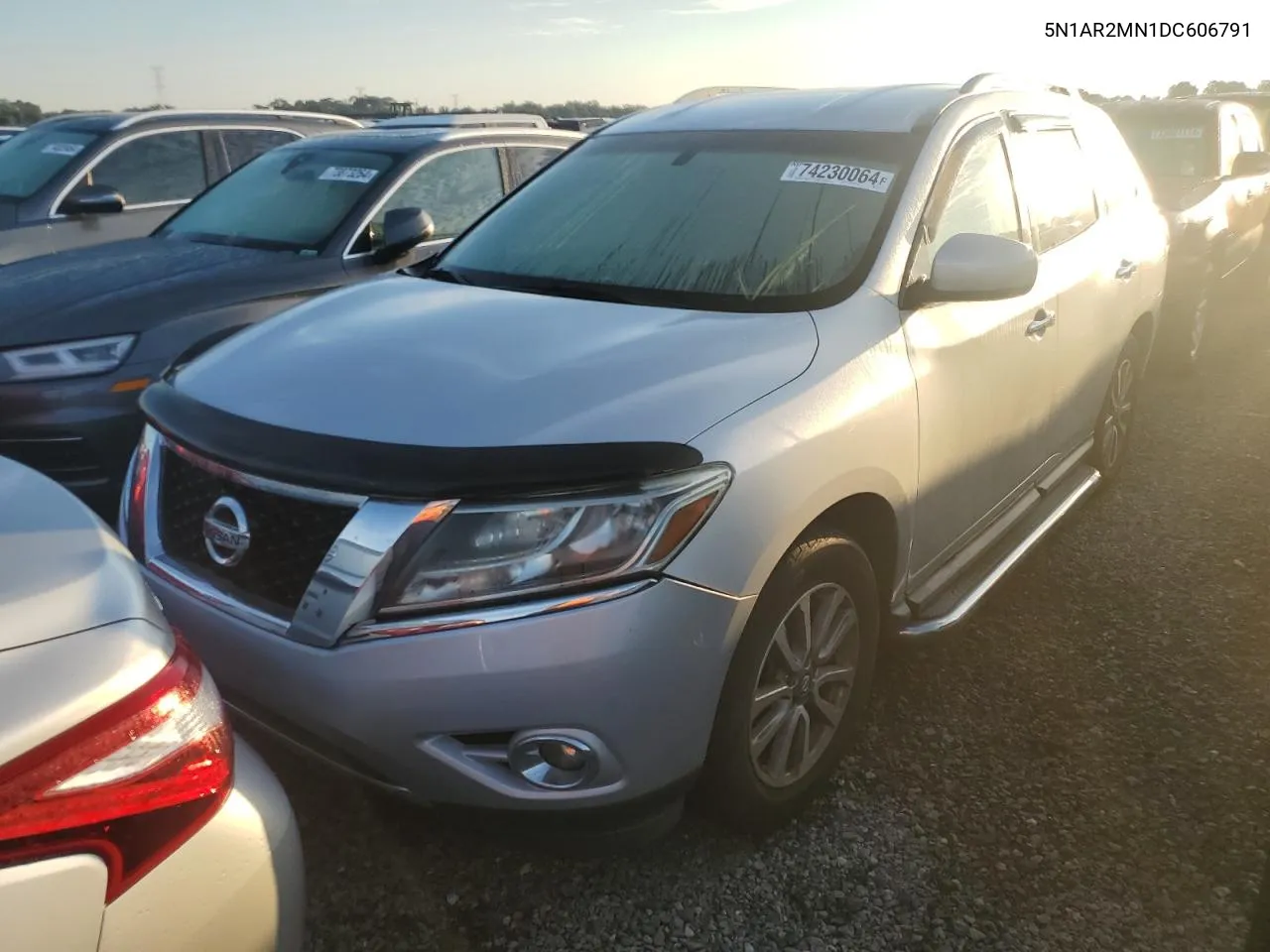 2013 Nissan Pathfinder S VIN: 5N1AR2MN1DC606791 Lot: 74230064