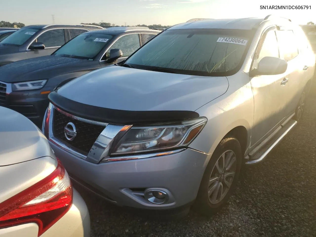 2013 Nissan Pathfinder S VIN: 5N1AR2MN1DC606791 Lot: 74230064