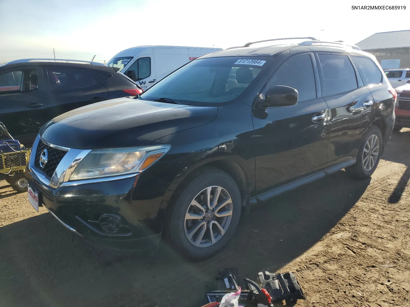 2014 Nissan Pathfinder S VIN: 5N1AR2MMXEC685919 Lot: 61213984