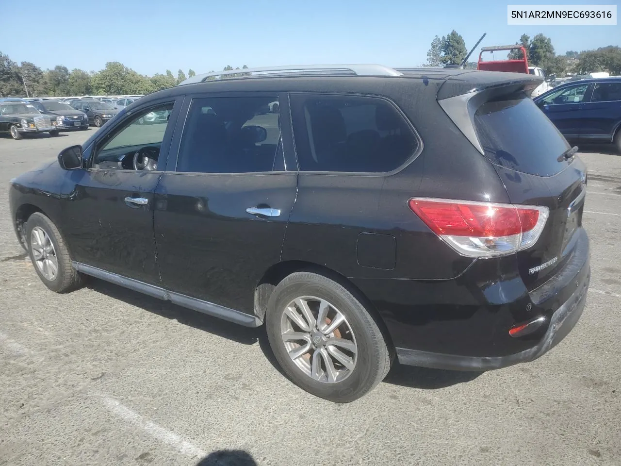 2014 Nissan Pathfinder S VIN: 5N1AR2MN9EC693616 Lot: 62365304