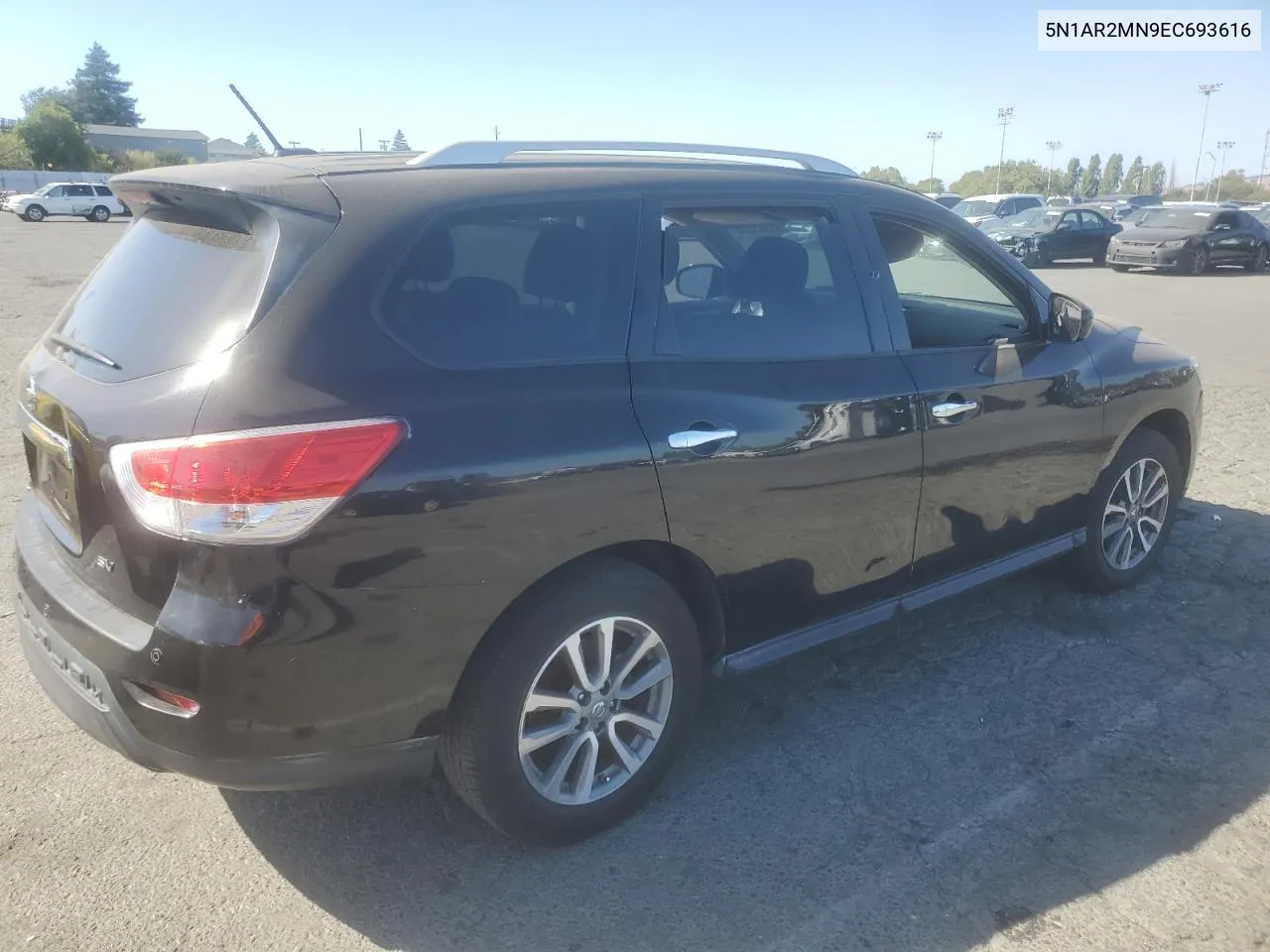 2014 Nissan Pathfinder S VIN: 5N1AR2MN9EC693616 Lot: 62365304