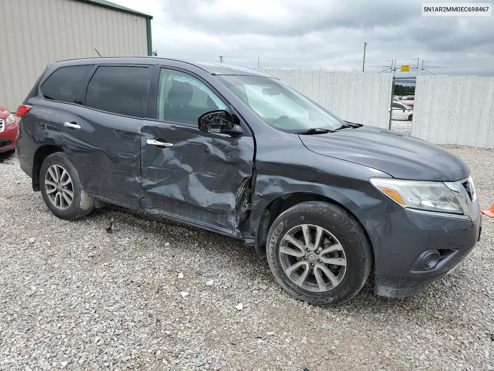 2014 Nissan Pathfinder S VIN: 5N1AR2MM0EC698467 Lot: 64169034