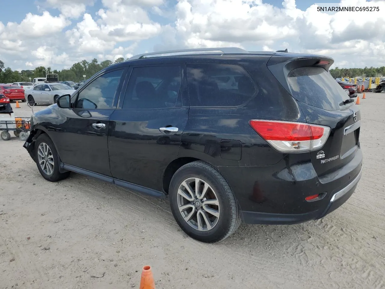 2014 Nissan Pathfinder S VIN: 5N1AR2MN8EC695275 Lot: 65944994